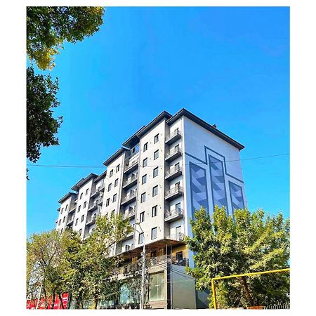 Blueloft 52 I Tashkent Apartment With Balcony Bagian luar foto